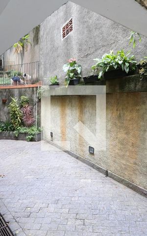 Casa à venda com 540m², 3 quartos e 6 vagasGaragem