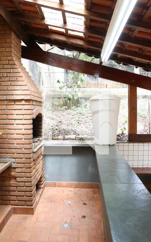 Casa à venda com 540m², 3 quartos e 6 vagasÁrea Gourmet/Churrasqueira