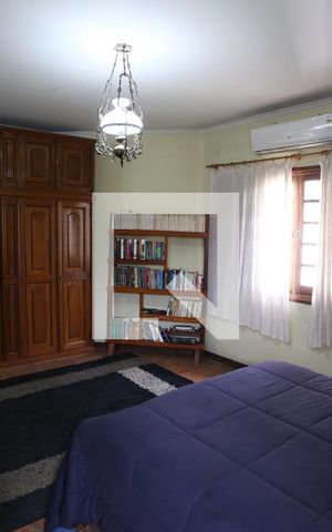 Casa à venda com 540m², 3 quartos e 6 vagasSuíte