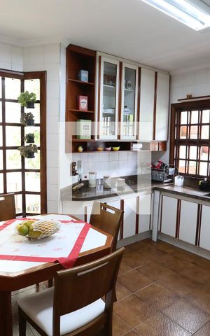 Casa à venda com 540m², 3 quartos e 6 vagasCozinha