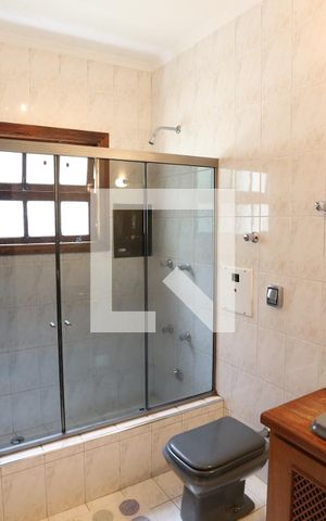 Casa à venda com 540m², 3 quartos e 6 vagasBanheiro