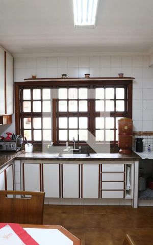 Casa à venda com 540m², 3 quartos e 6 vagasCozinha