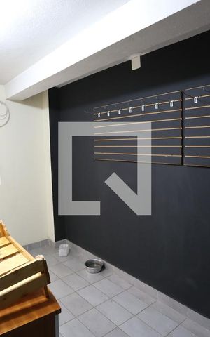 Casa à venda com 540m², 3 quartos e 6 vagasQuarto de Serviço