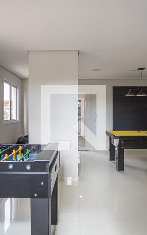 Apartamento à venda com 46m², 2 quartos e 1 vaga Apartamento à venda com 46m², 2 quartos e 1 vagaÁrea comum - Salão de jogos