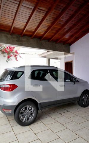 Casa para alugar com 240m², 3 quartos e 4 vagasGaragem