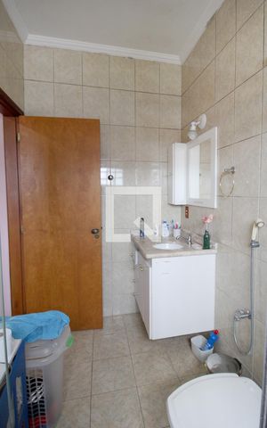 Casa para alugar com 240m², 3 quartos e 4 vagasBanheiro da Suíte