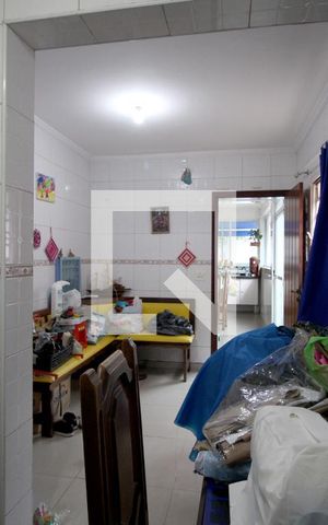 Casa para alugar com 240m², 3 quartos e 4 vagasCopa