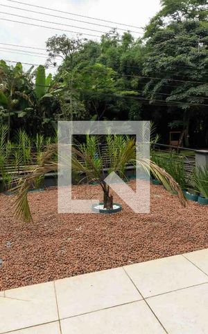 Casa para alugar com 400m², 3 quartos e 4 vagas Casa para alugar com 400m², 3 quartos e 4 vagasJardim