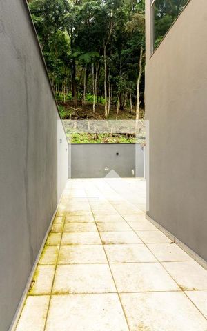 Casa para alugar com 400m², 3 quartos e 4 vagas Casa para alugar com 400m², 3 quartos e 4 vagasQuintal