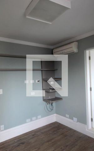 Apartamento à venda com 200m², 3 quartos e 3 vagas Apartamento à venda com 200m², 3 quartos e 3 vagasSuíte 1