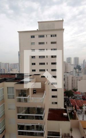 Apartamento à venda com 200m², 3 quartos e 3 vagas Apartamento à venda com 200m², 3 quartos e 3 vagasVista da Suite 1