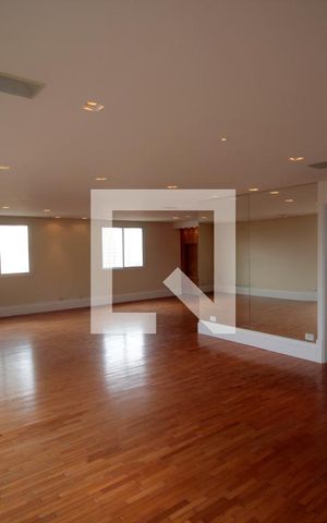 Apartamento à venda com 200m², 3 quartos e 3 vagas Apartamento à venda com 200m², 3 quartos e 3 vagasSala