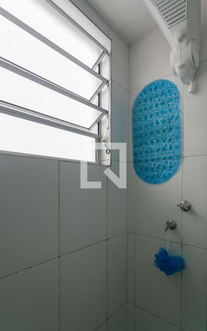 Apartamento à venda com 51m², 2 quartos e 1 vaga Apartamento à venda com 51m², 2 quartos e 1 vagaBanheiro