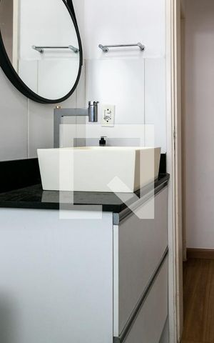 Apartamento à venda com 51m², 2 quartos e 1 vaga Apartamento à venda com 51m², 2 quartos e 1 vagaBanheiro