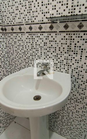 Casa à venda com 216m², 4 quartos e 1 vagaBanheiro