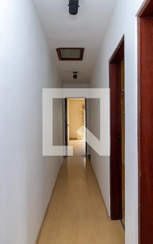 Casa à venda com 160m², 3 quartos e 4 vagasCorredor dos Quartos