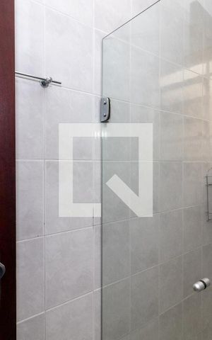 Casa à venda com 160m², 3 quartos e 4 vagasBanheiro da Suíte 1