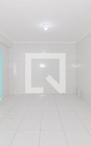 Casa à venda com 220m², 4 quartos e 3 vagas Casa à venda com 220m², 4 quartos e 3 vagasCozinha