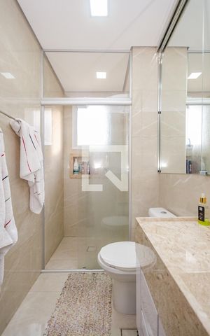 Apartamento à venda com 105m², 2 quartos e 2 vagas Apartamento à venda com 105m², 2 quartos e 2 vagasBanheiro da Suíte 1