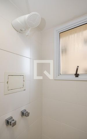 Apartamento à venda com 105m², 2 quartos e 2 vagas Apartamento à venda com 105m², 2 quartos e 2 vagasBanheiro da Suíte 2