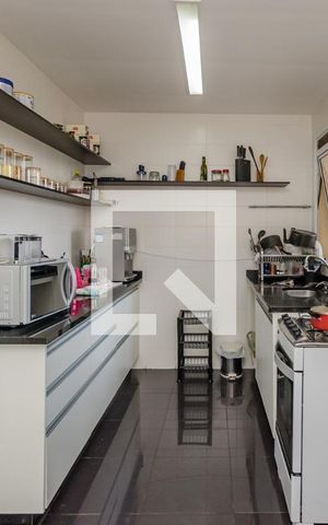 Apartamento à venda com 105m², 2 quartos e 2 vagas Apartamento à venda com 105m², 2 quartos e 2 vagasCozinha