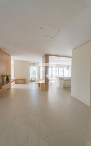 Apartamento à venda com 105m², 2 quartos e 2 vagas Apartamento à venda com 105m², 2 quartos e 2 vagasSalão de Festas
