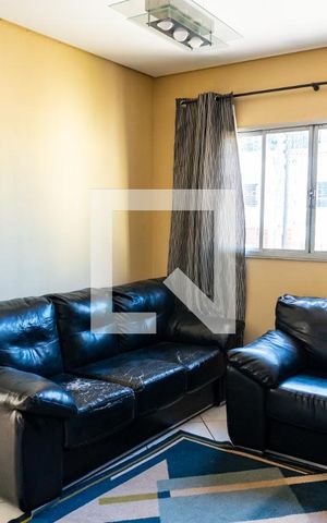 Casa à venda com 159m², 4 quartos e 2 vagasSala