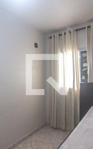 Casa à venda com 190m², 4 quartos e 2 vagas Casa à venda com 190m², 4 quartos e 2 vagasQuarto 2