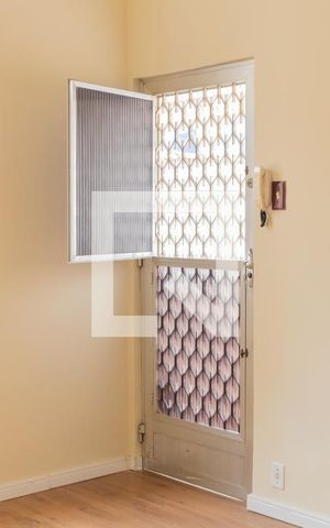 Apartamento à venda com 55m², 2 quartos e 1 vaga Apartamento à venda com 55m², 2 quartos e 1 vagaSala