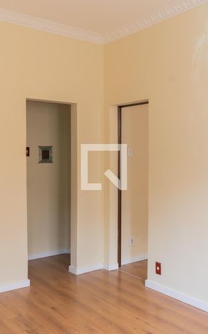 Apartamento à venda com 55m², 2 quartos e 1 vaga Apartamento à venda com 55m², 2 quartos e 1 vagaSala