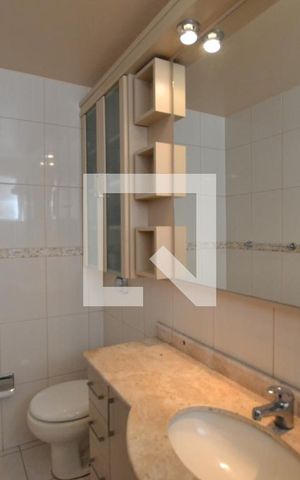 Apartamento para alugar com 100m², 3 quartos e 1 vagaBanheiro da Suíte