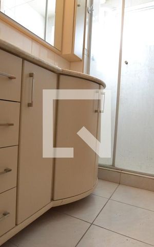 Apartamento para alugar com 100m², 3 quartos e 1 vagaBanheiro da Suíte
