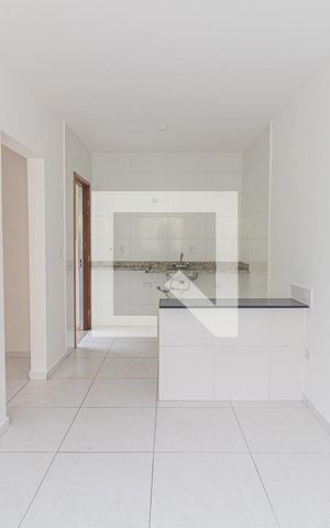 Casa para alugar com 33m², 1 quarto e sem vaga Casa para alugar com 33m², 1 quarto e sem vagaSala e Cozinha