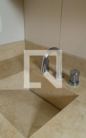 Apartamento para alugar com 50m², 2 quartos e 1 vagaBanheiro da Suíte - Torneira