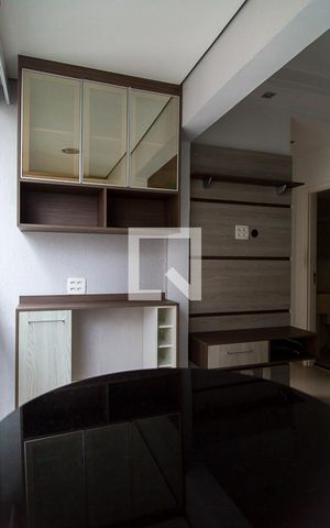 Apartamento para alugar com 50m², 2 quartos e 1 vagaVaranda
