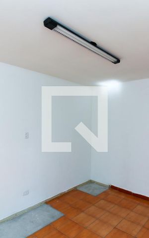 Casa à venda com 170m², 4 quartos e 2 vagas Casa à venda com 170m², 4 quartos e 2 vagasCasa 1 - Quarto 1