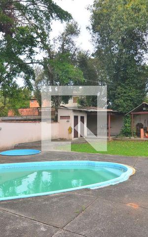 Casa à venda com 256m², 5 quartos e 3 vagasPátio