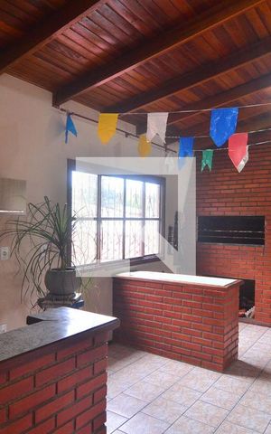 Casa à venda com 256m², 5 quartos e 3 vagasEspaço gourmet
