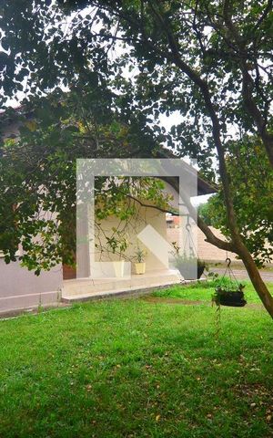 Casa à venda com 256m², 5 quartos e 3 vagasPátio