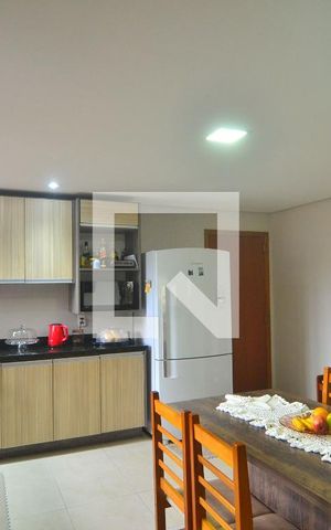 Casa à venda com 256m², 5 quartos e 3 vagasCozinha