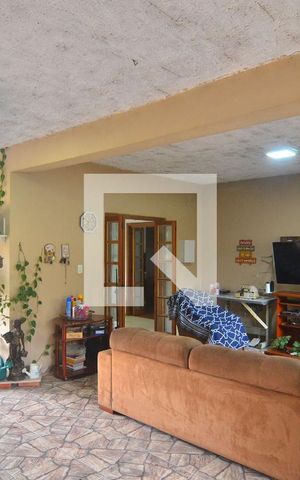 Casa à venda com 256m², 5 quartos e 3 vagasGaragem