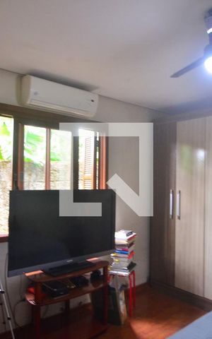 Casa à venda com 256m², 5 quartos e 3 vagasQuarto 1