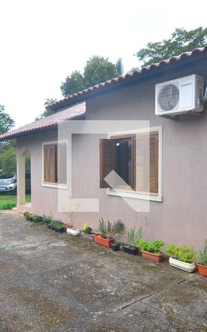 Casa à venda com 256m², 5 quartos e 3 vagasPátio