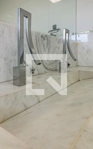 Casa à venda com 120m², 3 quartos e 2 vagas Casa à venda com 120m², 3 quartos e 2 vagasDetalhe do Banheiro da Suite