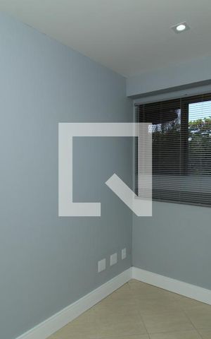 Apartamento à venda com 75m², 2 quartos e 2 vagasQuarto de Serviço