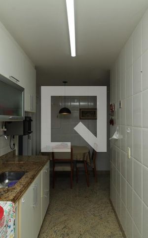 Apartamento à venda com 75m², 2 quartos e 2 vagasCozinha