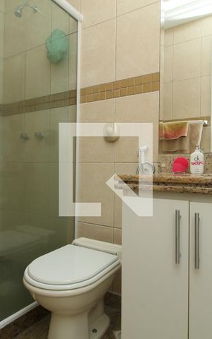 Apartamento à venda com 75m², 2 quartos e 2 vagasBanheiro Social