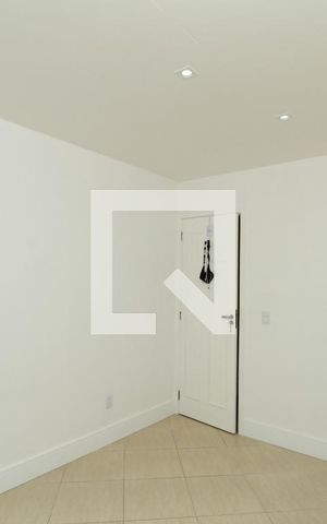 Apartamento à venda com 75m², 2 quartos e 2 vagasQuarto