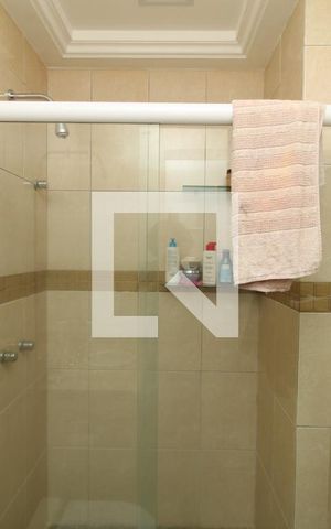 Apartamento à venda com 75m², 2 quartos e 2 vagasBanheiro - Suíte