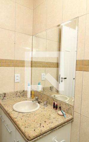 Apartamento à venda com 75m², 2 quartos e 2 vagasBanheiro - Suíte